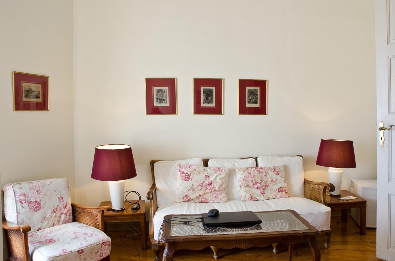 Hotel Omiros แอร์มูโปลี ภายนอก รูปภาพ