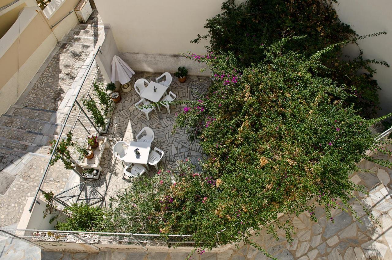Hotel Omiros แอร์มูโปลี ภายนอก รูปภาพ