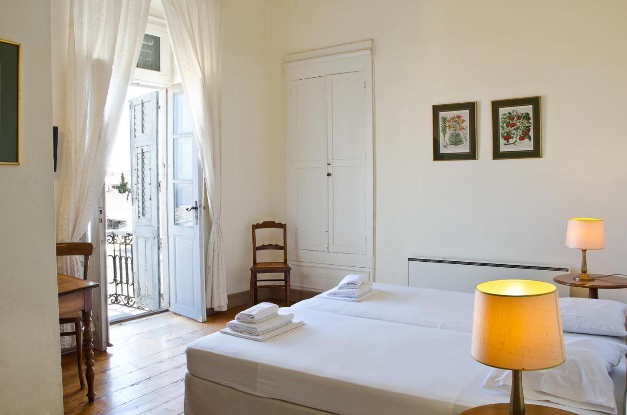 Hotel Omiros แอร์มูโปลี ภายนอก รูปภาพ